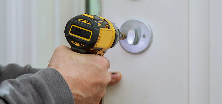 Street Locksmith For Smart Lock Repair in Calumet City, IL